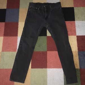 Black Levi’s jeans.